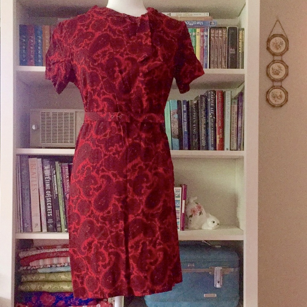 1960’s Paisley Dress w/ Belt